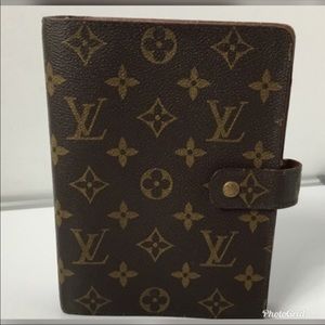 Louis Vuitton Agenda MM